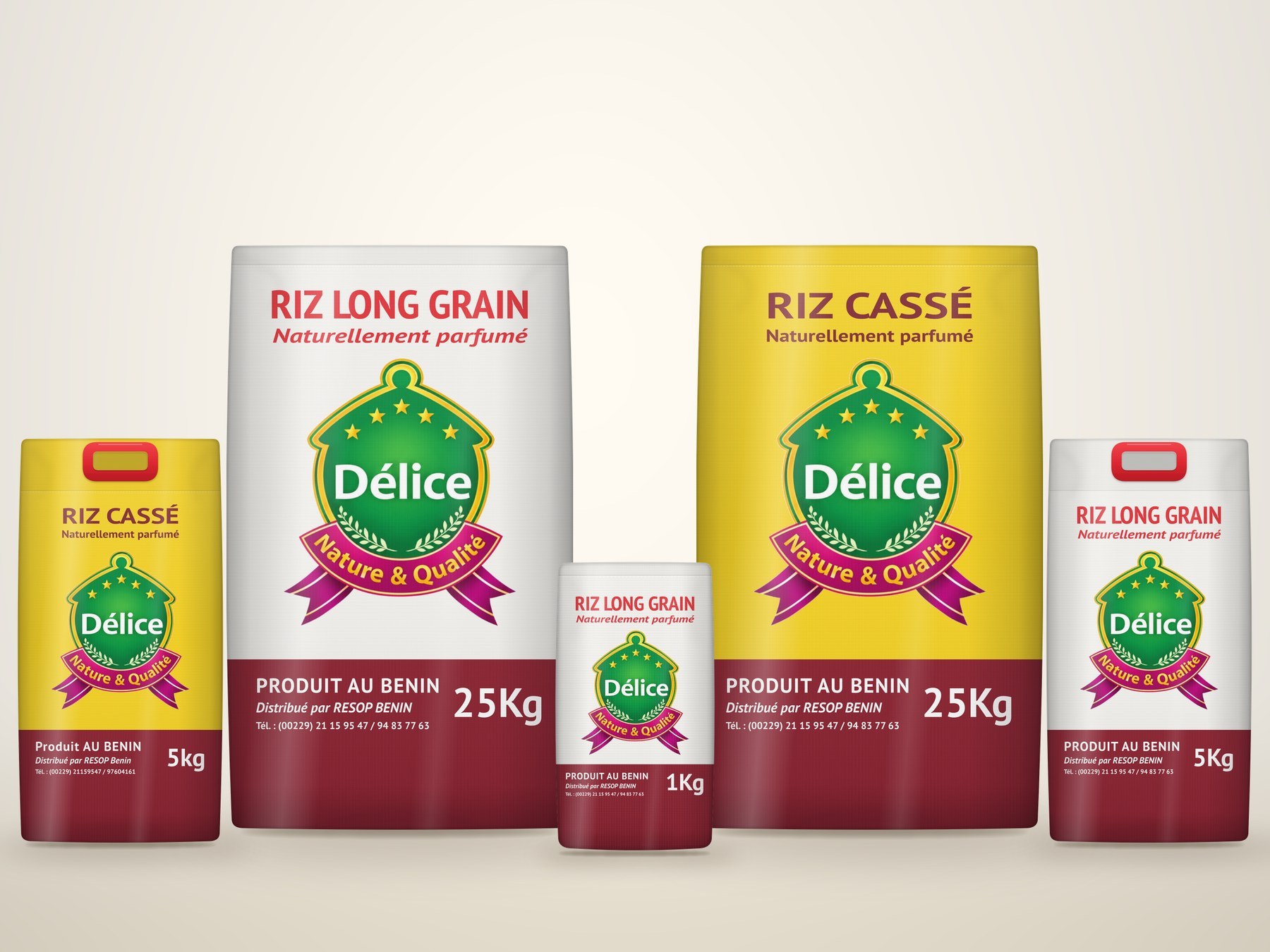 La gamme Délice : riz cassé 5 kg, riz long grain 25 kg, riz long grain 1 kg, riz cassé 25 kg et riz long grain 5 kg